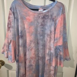 SOLD! NWT Tie Dye Tunic With Bell Sleeves